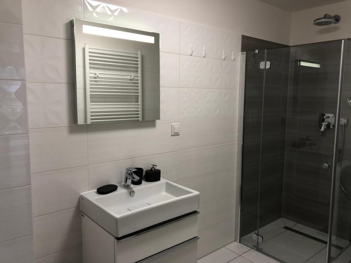 Apartament Lux Green Basen Spa Piec Morz סיאנוז'טי מראה חיצוני תמונה